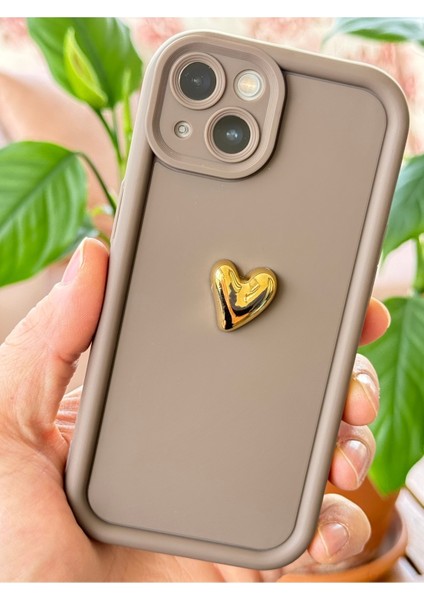Apple iPhone 13 Kılıf 3D Kalp Tasarımlı Kahverengi Desenli Yumuşak Kamera Korumalı Silikon Kapak indirimleri