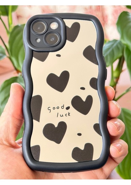 Apple iPhone 13 Kılıf Aynalı Kalp Desenli Yumuşak Kenarlı Kamera Korumalı Silikon Kapak fırsatları