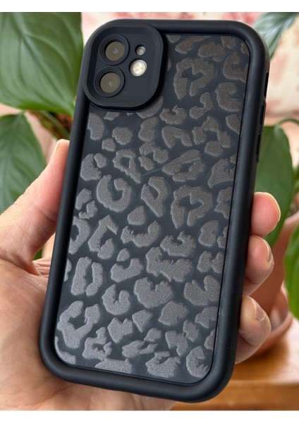 Apple iPhone 11 Kılıf Yumuşak Siyah Leopar Desenli Yumuşak Kamera Korumalı Silikon Kapak
