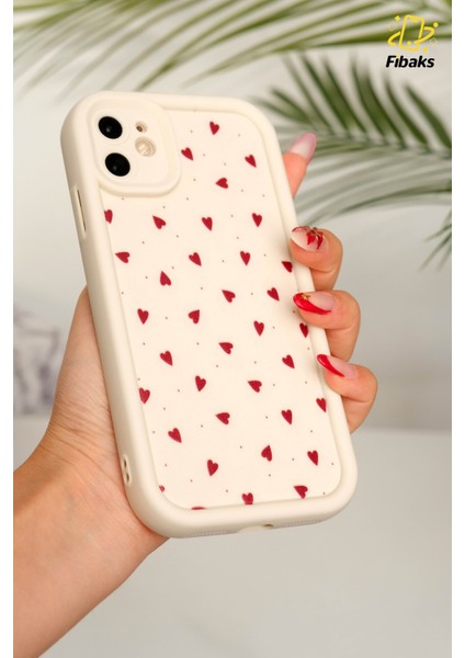 Apple iPhone 11 Kılıf Kamera Korumalı Silikon Renkli Kalp Tasarımlı Kamera Korumalı Silikon Kapak