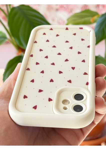 Apple iPhone 11 Kılıf Kamera Korumalı Silikon Renkli Kalp Tasarımlı Kamera Korumalı Silikon Kapak