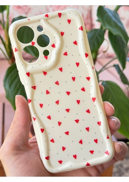 Xiaomi Redmi 12 4g Kılıf Kamera Korumalı Dalga Kenarlı Kırmızı Kalp Desenli Silikon Kapak fırsatları