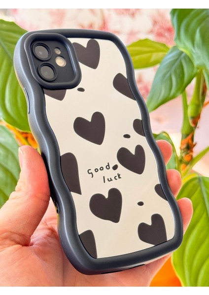 Apple iPhone 11 Kılıf Aynalı Kalp Desenli Yumuşak Kenarlı Kamera Korumalı Silikon Kapak fiyatları