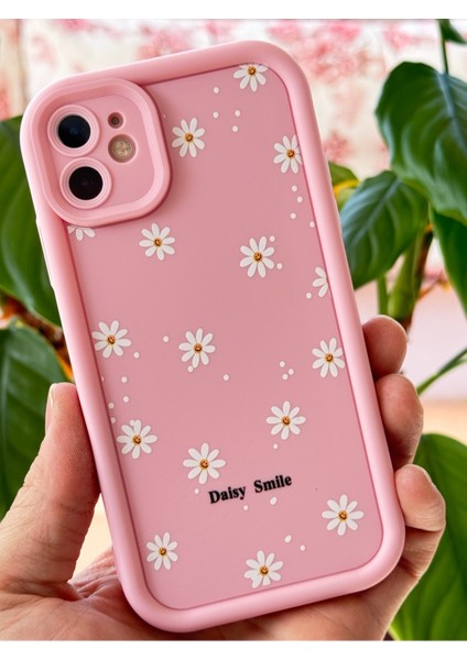 Apple iPhone 11 Kılıf Yumuşak Dokulu Papatya Desenli Yumuşak Kamera Korumalı Silikon Kapak fırsatları