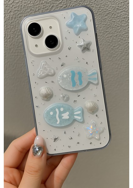 Apple iPhone 13 - 14 - 15 Kılıf Simli Mavi Balık ve Deniz Kabuğu Desenli Tasarımlı Silikon Kapak indirimleri