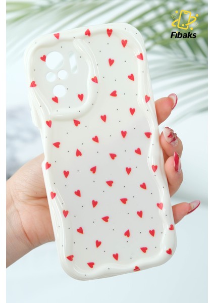 Xiaomi Redmi Note 10 - 10S Kılıf Kamera Korumalı Dalga Kenarlı Kırmızı Kalp Desenli Silikon Kapak