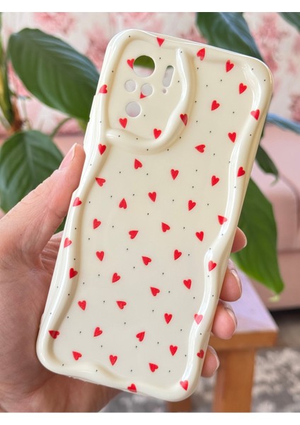 Xiaomi Redmi Note 10 - 10S Kılıf Kamera Korumalı Dalga Kenarlı Kırmızı Kalp Desenli Silikon Kapak fiyatları
