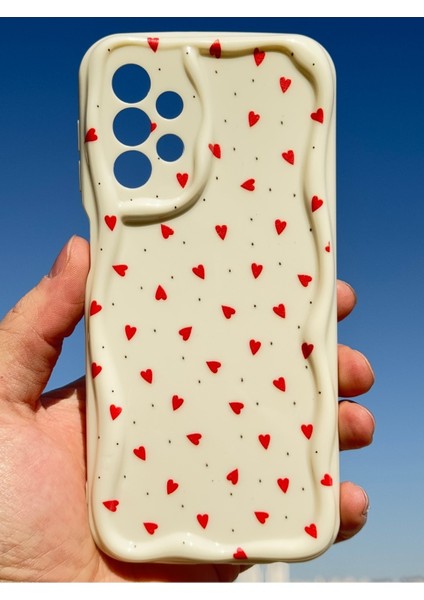 Samsung Galaxy A32 Kılıf Kamera Korumalı Dalga Kenarlı Kırmızı Kalp Desenli Silikon Kapak