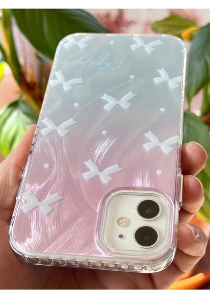 Apple iPhone 11 Uyumlu Kılıf Parlak Hologramlı Fiyonk Desenli Darbe Emici Kamera Çıkıntılı Renkli Silikon