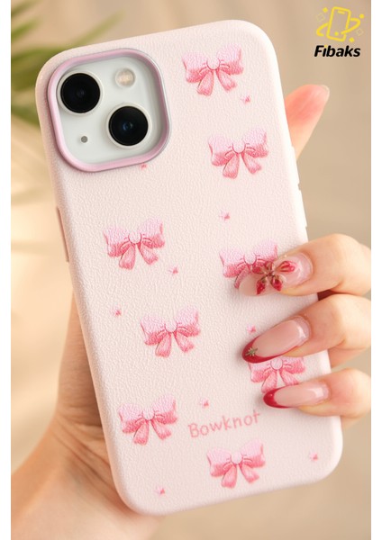Apple iPhone 13 - 14 - 15 Kılıf Renkli Kamera Çıkıntılı Pembe Fiyonk Desenli Silikon Koruyucu Kapak