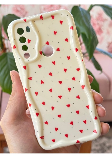 Xiaomi Redmi Note 8 Kılıf Kamera Korumalı Dalga Kenarlı Kırmızı Kalp Desenli Silikon Kapak fırsatları