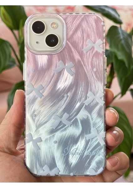 Apple iPhone 15/14/13 Kılıf Parlak Fiyonk Desenli Darbe Emici Kamera Çıkıntılı Renkli Silikon Kapak fırsatları