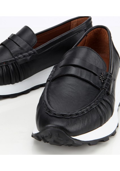 01AYH312850A100 KADIN Deri Siyah Yumuşak Dokulu Günlük Loafer modelleri