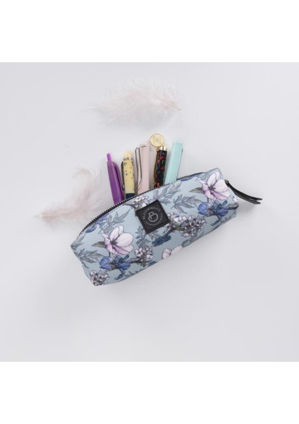 Mavi Çiçek Temalı Çok Amaçlı Makyaj ve Kalem Çantası indirimleri