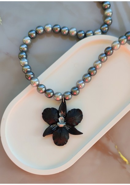 Black Orchid El Yapımı Siyah Orkide Inci Kolye - Zarif ve Şık