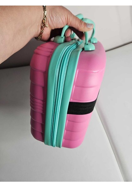 Şık ve Pratik Pembe Seyahat ve Makyaj Çantası, Hafif ve Kullanışlı Tasarım indirimleri