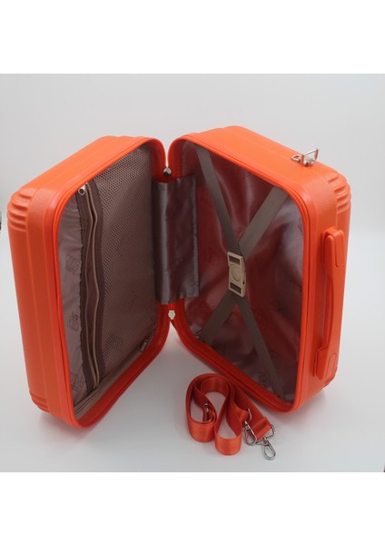 Turuncu Seyahat Makyaj Çantası, Şık ve Pratik Tasarım, Hafif ve Dayanıklı Yapısıyla Kullanışlı modelleri