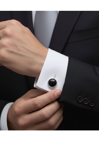 Siyah Taşlı ve Gümüş Renk Çerçeveli Metal Kol Düğmesi