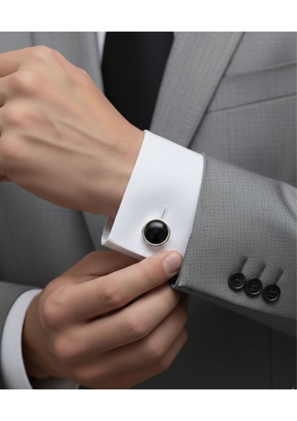 Siyah Taşlı ve Gümüş Renk Çerçeveli Metal Kol Düğmesi fırsatları