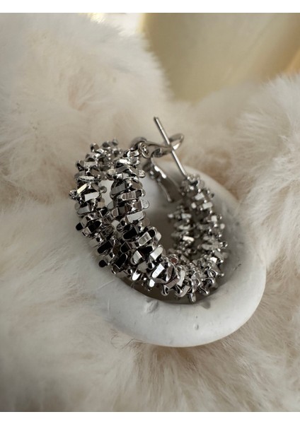 Çıkıntılı Parlak Silver Halka Küpe
