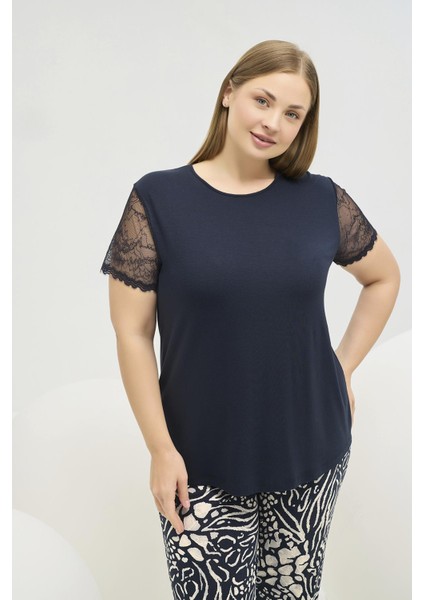 Kadın Büyük Beden Lacivert Dantel Detaylı Bisiklet Yaka Kısa Kollu Pijama Takımı C9T1N761 fiyatları