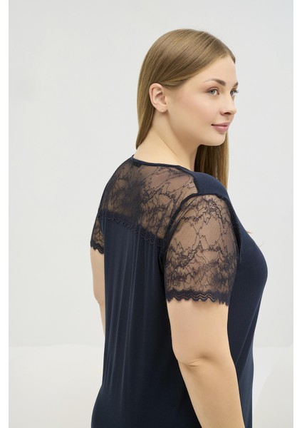 Kadın Büyük Beden Lacivert Dantel Detaylı Bisiklet Yaka Kısa Kollu Pijama Takımı C9T1N761 fırsatları