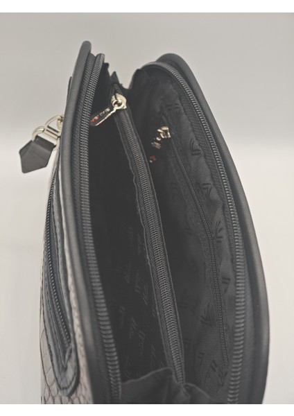 Kahverengi Safari Desenli 4 Gözlü ve Fermuarlı Makyaj Çantası indirimleri