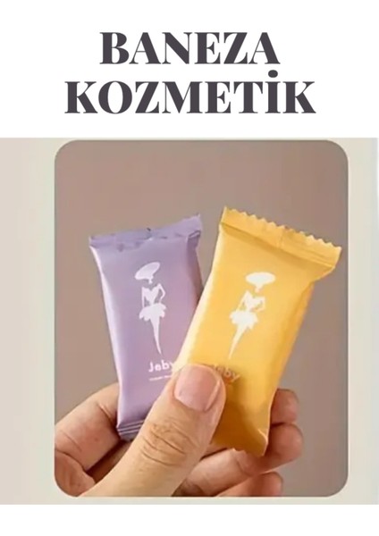 Beyaz Makyaj Çantası, 15 Fonksiyonlu Makyaj Seti ve Tek Kullanımlık Havlu