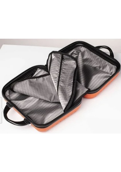 Şık ve Kullanışlı Siyah Makyaj Çantası, Pratik ve Günlük Kullanıma Uygun fiyatları