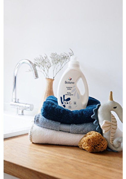 Bebek Deterjanı 750 ml Hassas Ciltler İçin Özel Formül ile Üretilmiştir modelleri