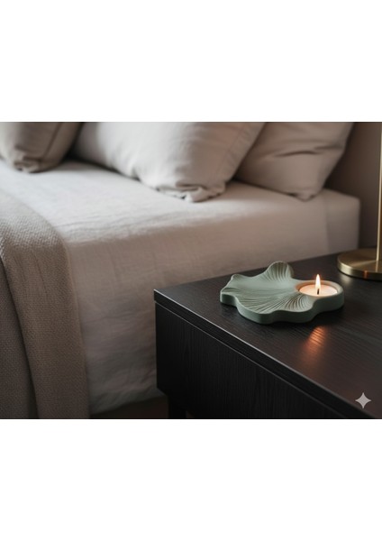 Monoleaf - Yaprak Desenli Mumluk fiyatları