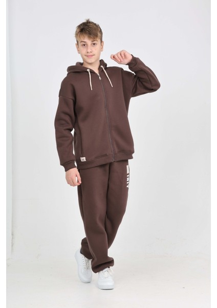 Erkek Çocuk Kolu Baskılı Eşofman Takım modelleri