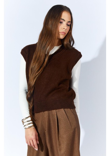 Kadın Kahve V Yakalı Basic Süveter fiyatları