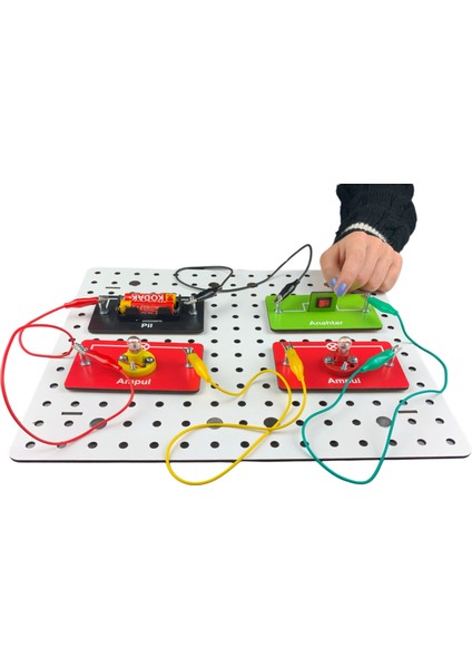 Mıknatıslı Devreler Temel Elektrik Bilgileri Uygulamalı Eğitim Seti modelleri
