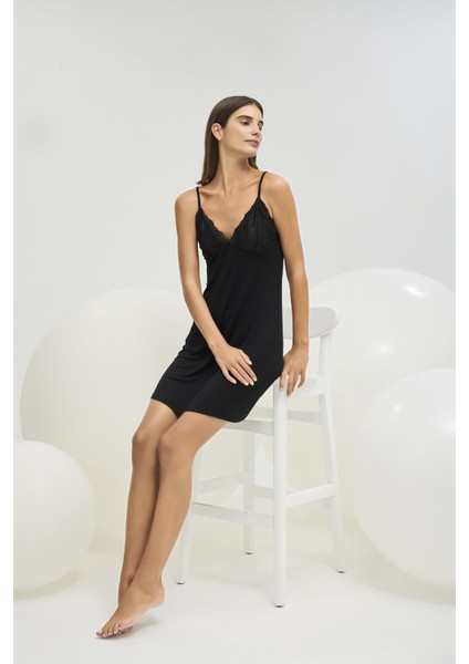 Kadın Siyah Dantel Detaylı Leopar Gecelik Sabahlık Takımı C1T7N361 modelleri