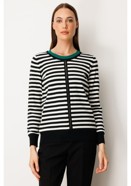 65370 Onteks Bluz Çizgili Önü Taşlı Yakası Renkli