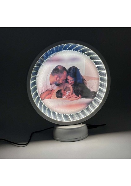 Çok Renkli Yuvarlak Sihirli Ayna, Şık ve Dekoratif Tasarım