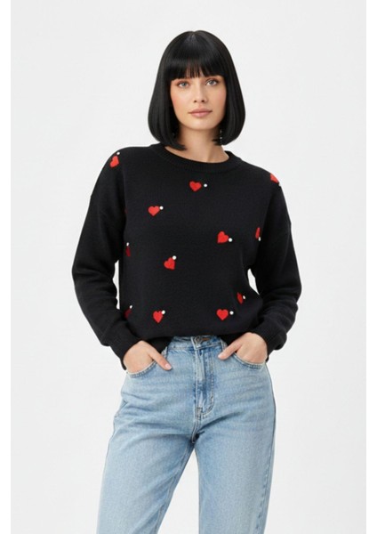 Siyah Kalp Desenli Örme Kadın Kazak 7120