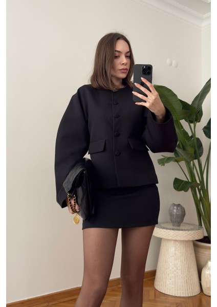 Süs Cep Detay Ceketli Etek Takım- Siyah