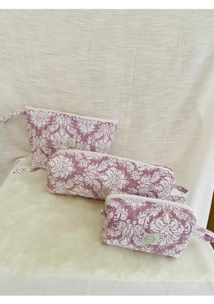 Şık Pembe Makyaj Çantası, Taşıması Kolay, Şıklık ve Fonksiyon Bir Arada