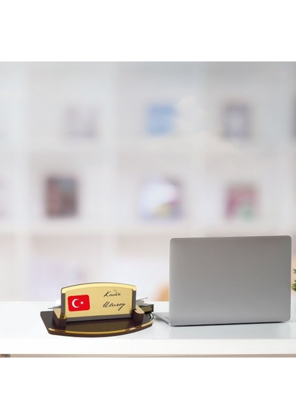 Kişiye Özel Türk Bayraklı Masa Isimliği – Ahşap Şık Tasarım fırsatları