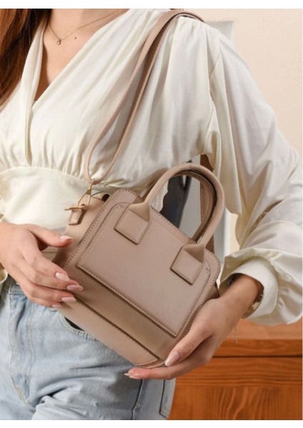 Kutu Üç Gözlü El ve Omuz Çantası modelleri