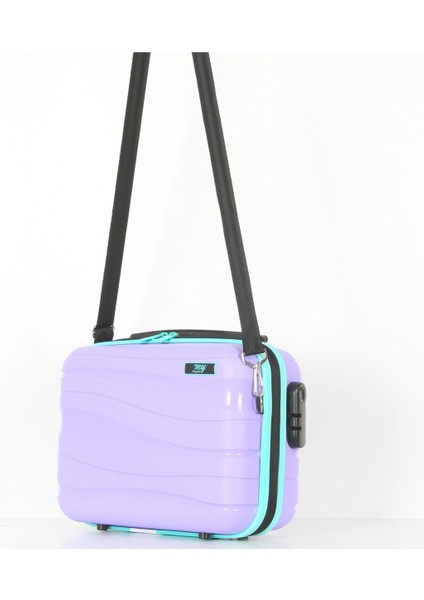 Mor Makyaj Çantası, Şık ve Kullanışlı Seyahat Aksesuarı