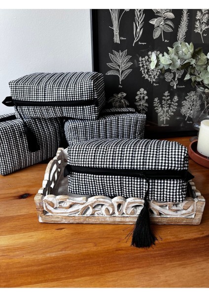 Şık Kapitone Bakım ve Makyaj Çantası, Siyah-Beyaz, Unisex, Hafif ve Pratik Tasarım fırsatları