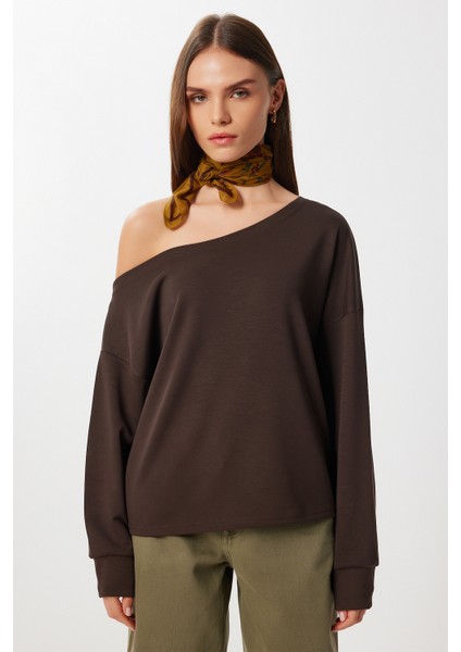 Açık Omuzlu Yumuşak Modal Sweatshirt LUB0252 Kahverengi modelleri