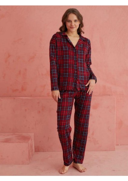 Kadın Süvet Pijama Takımı Uzun Kollu Düğmeli Kareli Çiçekli Desenli Rahat Ev Giyim
