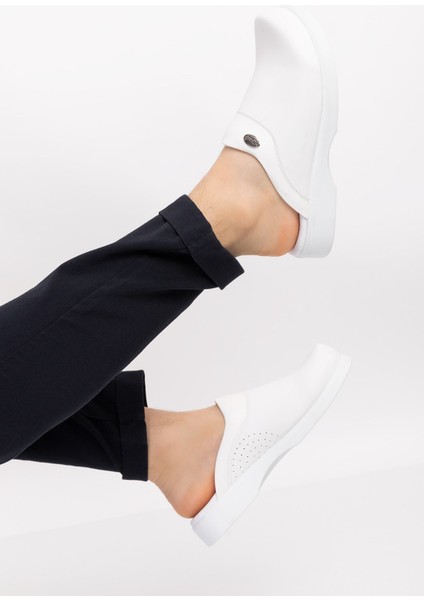 Unisex Kadın Beyaz Deliksiz Klasik Sabo Ortopedik Doktor Hemşire Aşçı Mutfak Terliği fırsatları