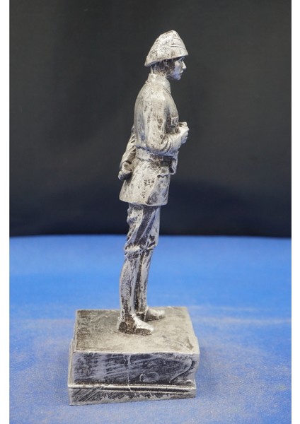 Kurmay Albay Mustafa Kemal Atatürk Heykel Biblo–özel Ofis Aksesuar Ev Dekor Hediyelik (18 Cm) modelleri