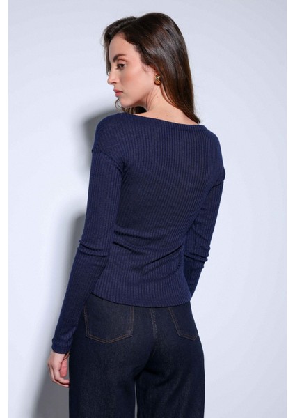 Lacivert Kruvaze Kadın Bluz indirimleri