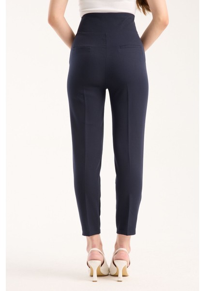 Yüksel Bel Dar Paça Toparlayıcı Kumaş Pantolon fırsatları